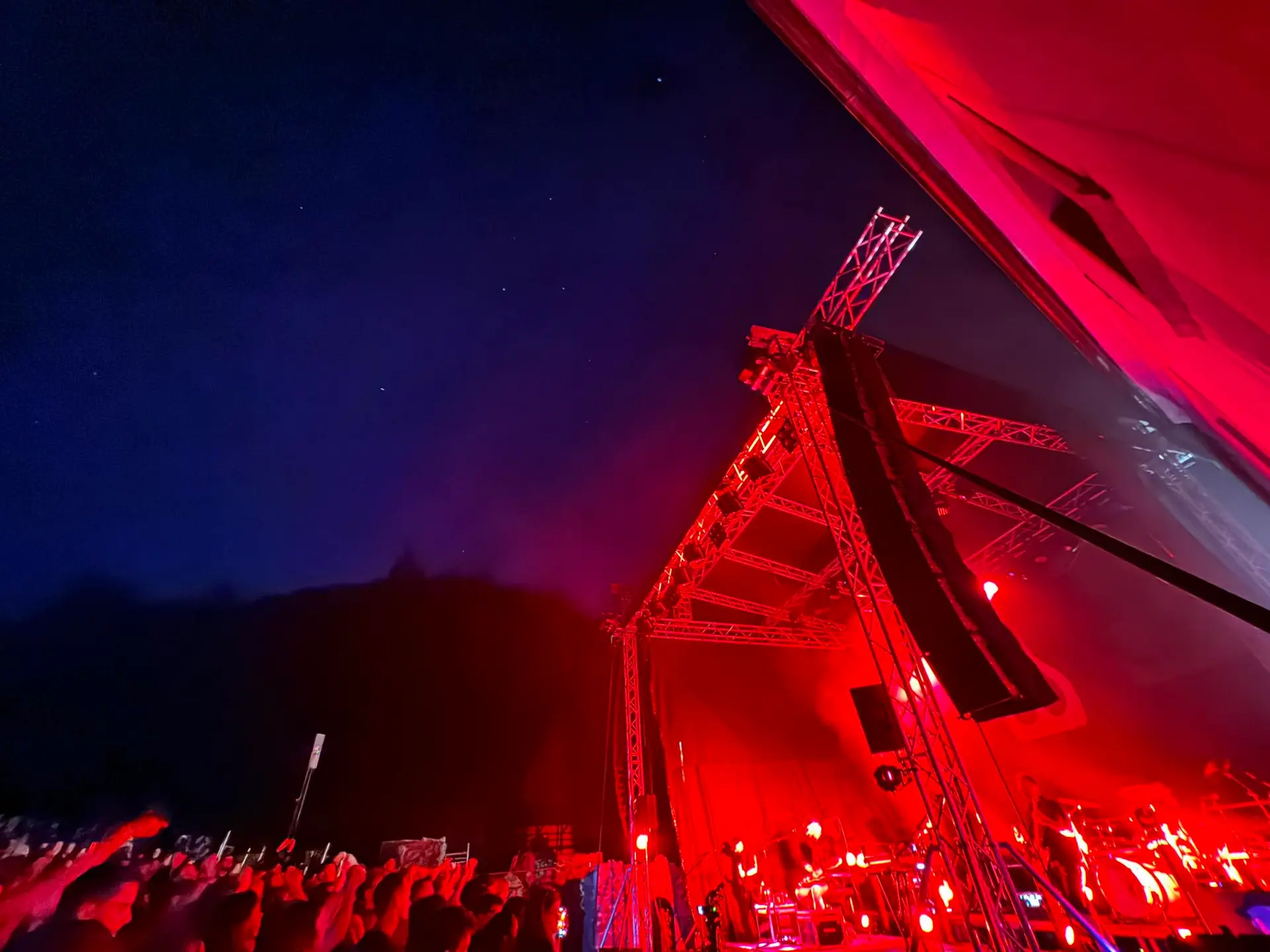 Neverjetni spektakel med zgodovinskimi zidovi